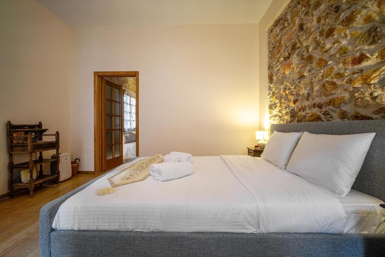 Luxurious Villa At Mets Atenas Exterior foto