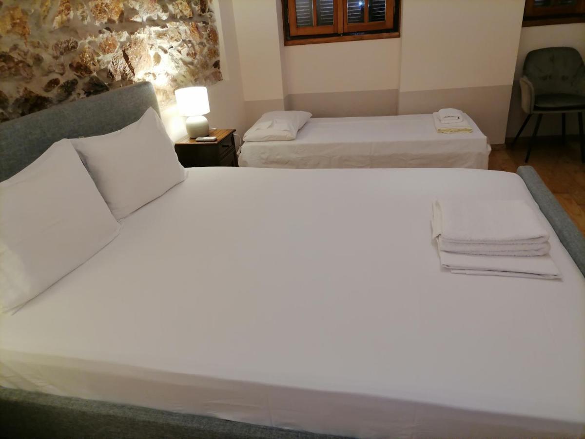 Luxurious Villa At Mets Atenas Exterior foto